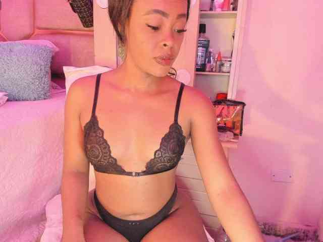 laylacarteer webcam