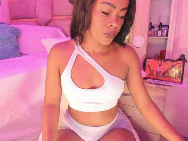 laylacarteer webcam