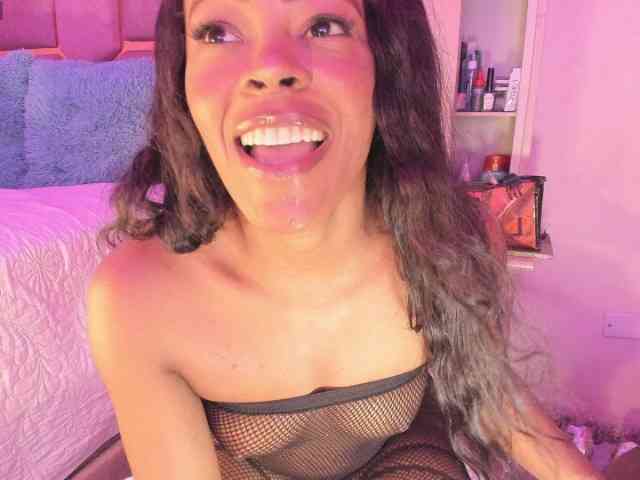 laylacarteer webcam