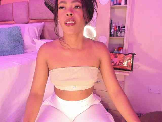 laylacarteer webcam