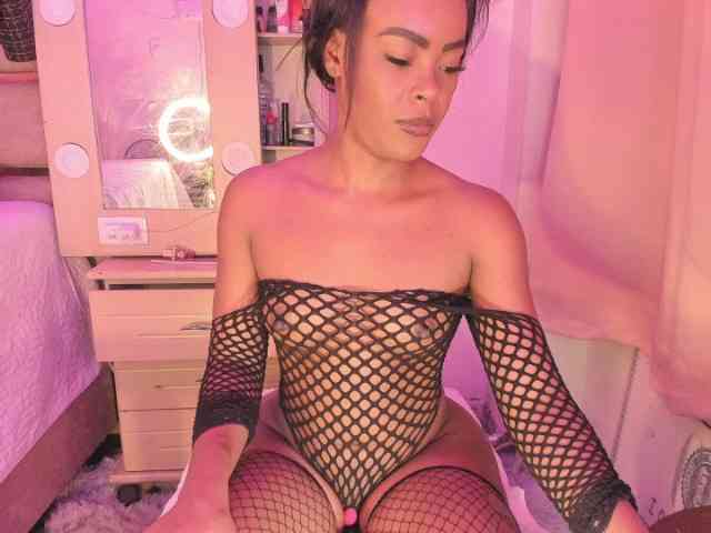 laylacarteer webcam