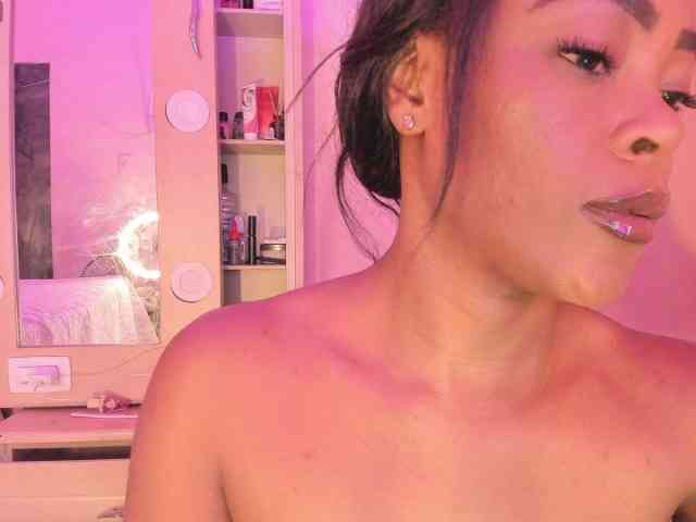 laylacarteer webcam