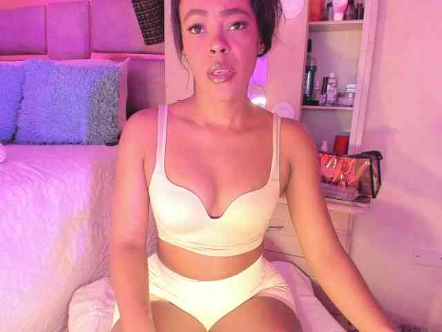 laylacarteer webcam