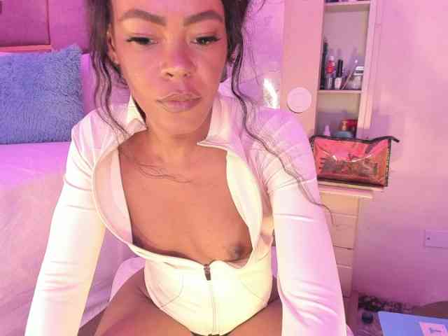 laylacarteer webcam