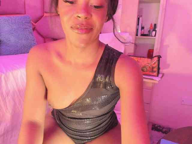 laylacarteer webcam