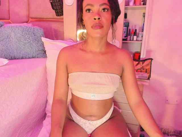 laylacarteer webcam