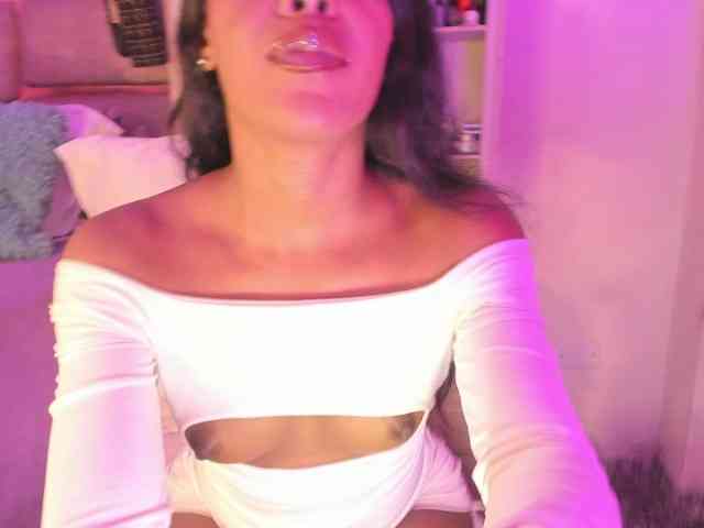 laylacarteer webcam