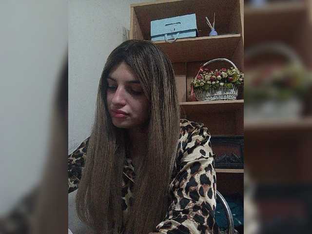 Sonyagasay live cam on BongaCams