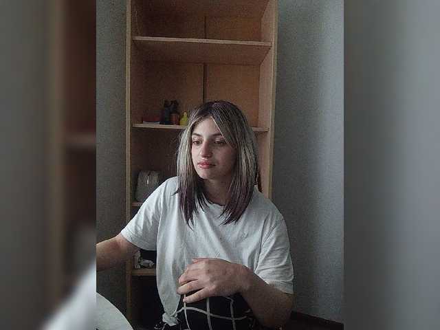 Sonyagasay live cam on BongaCams