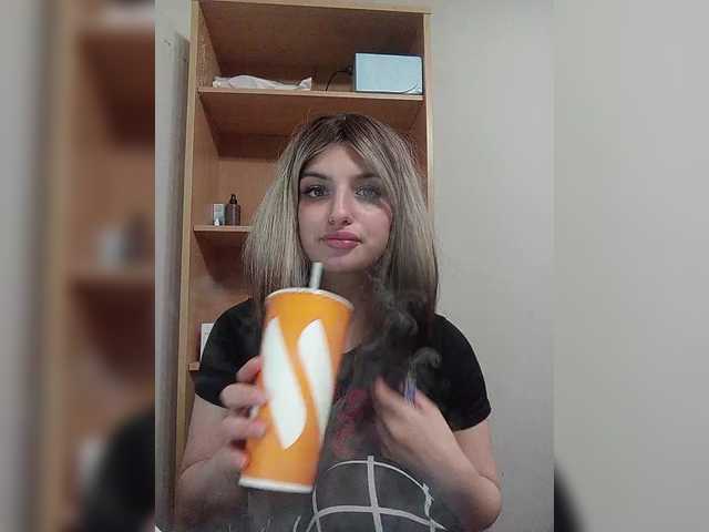 Sonyagasay live cam on BongaCams