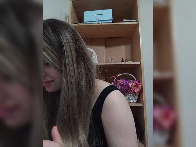 Sonyagasay live cam on BongaCams