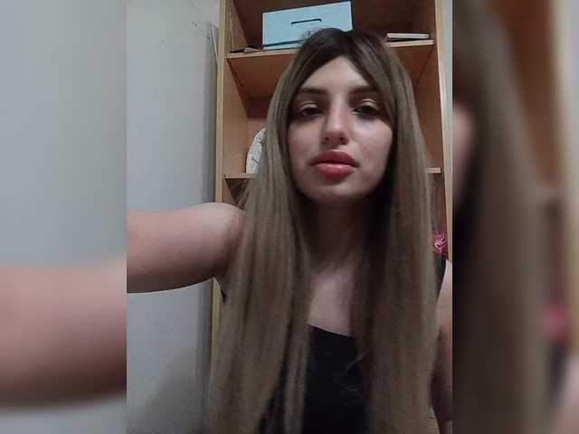 Sonyagasay live cam on BongaCams