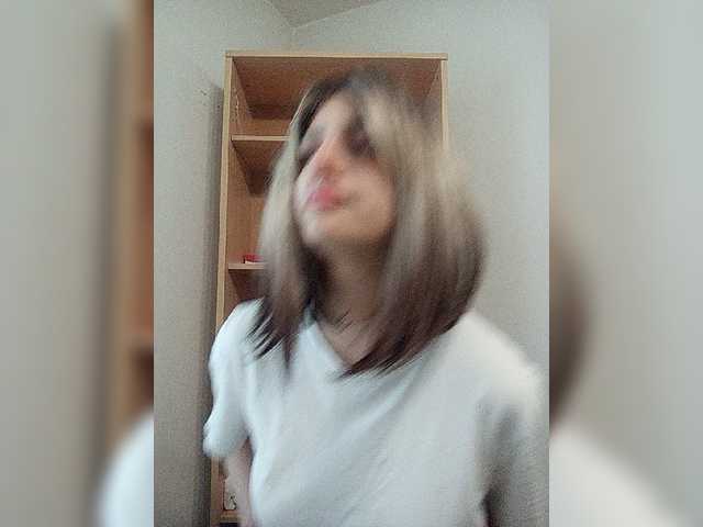 Sonyagasay live cam on BongaCams