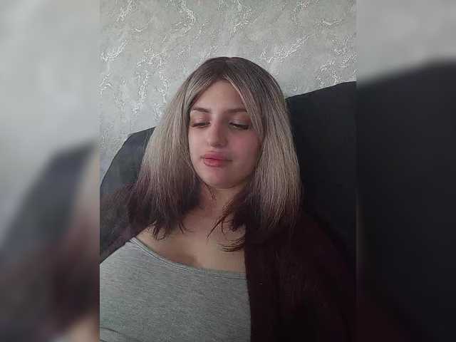 Gjasjaajrssfju live cam preview