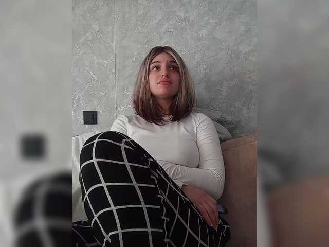 Sonyagasay live cam on BongaCams