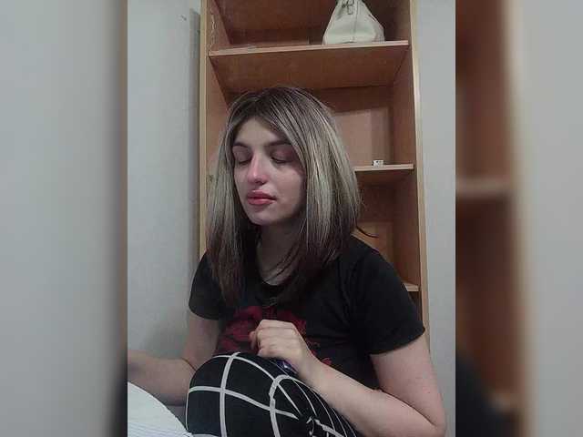 Sonyagasay live cam on BongaCams