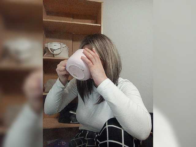 Sonyagasay live cam on BongaCams