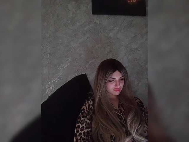 Sonyagasay live cam on BongaCams