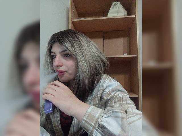 Sonyagasay live cam on BongaCams