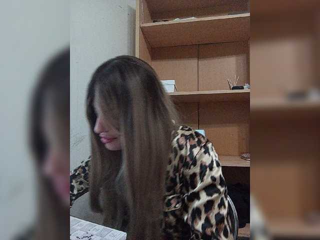Sonyagasay live cam on BongaCams