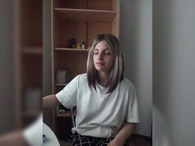 Sonyagasay live cam on BongaCams