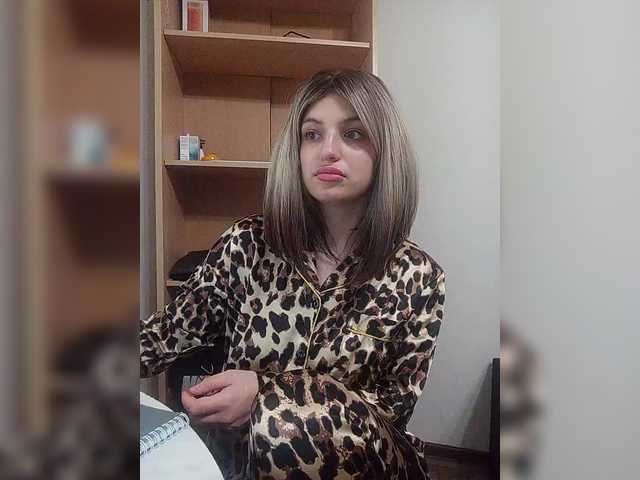 Sonyagasay live webcam show