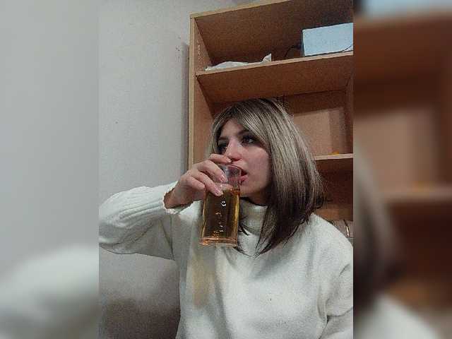 Sonyagasay live cam on BongaCams