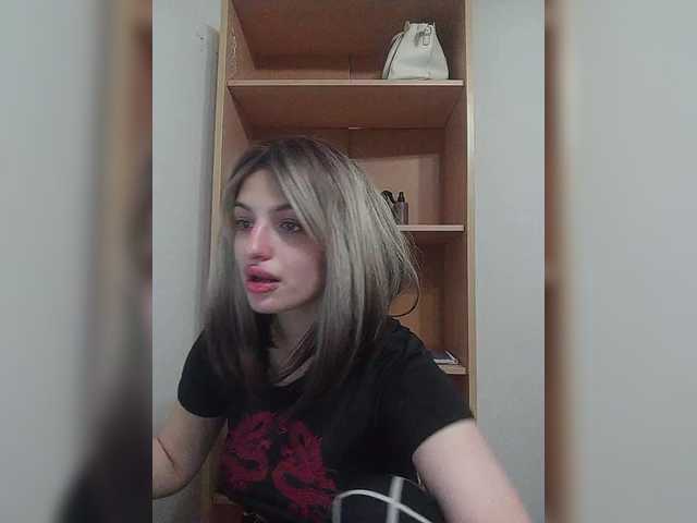Sonyagasay live cam on BongaCams