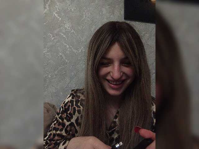 Sonyagasay live cam on BongaCams