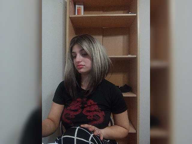 Sonyagasay live cam on BongaCams