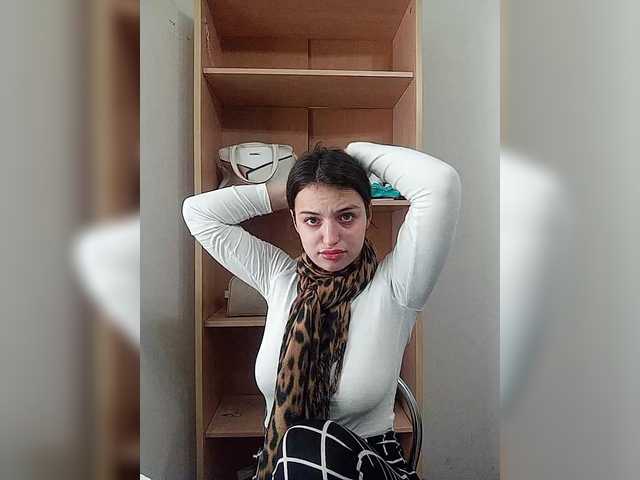 Sonyagasay live cam on BongaCams
