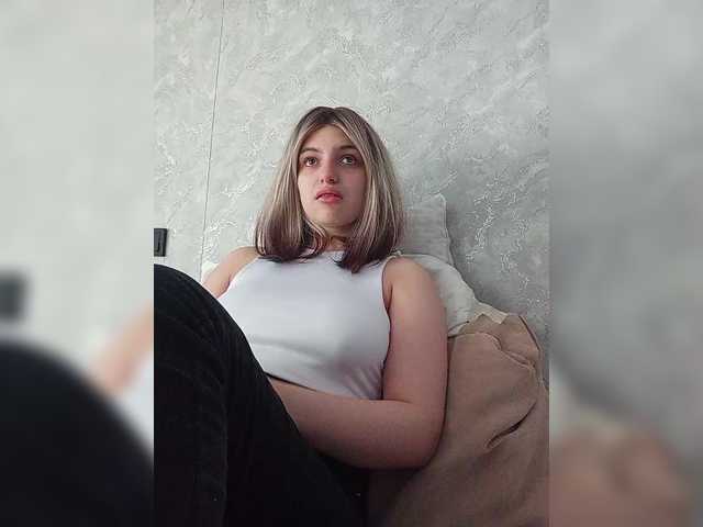 Sonyagasay live cam on BongaCams