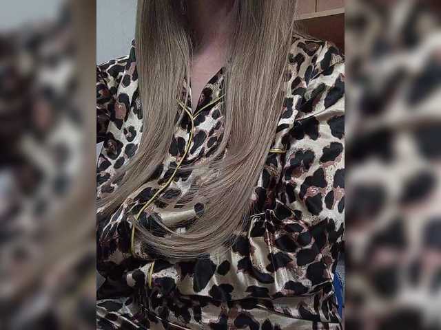 Gjasjaajrssfju — live female cam