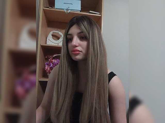 Sonyagasay live cam on BongaCams