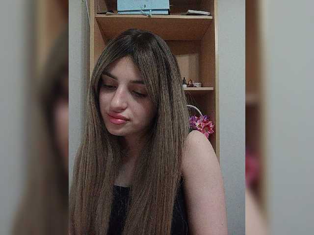Sonyagasay live cam on BongaCams