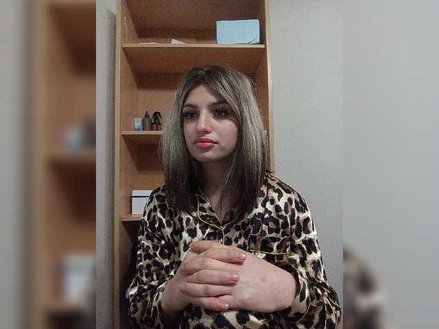 Sonyagasay live cam on BongaCams