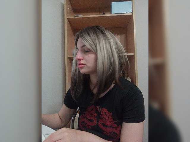 Sonyagasay live cam on BongaCams