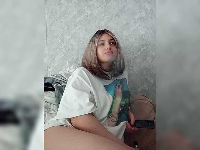 Sonyagasay live cam on BongaCams