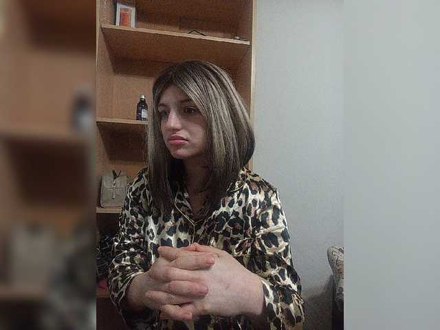 Sonyagasay live cam on BongaCams