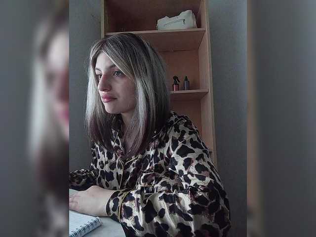 Sonyagasay live cam on BongaCams
