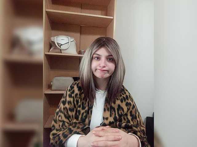Sonyagasay live cam on BongaCams