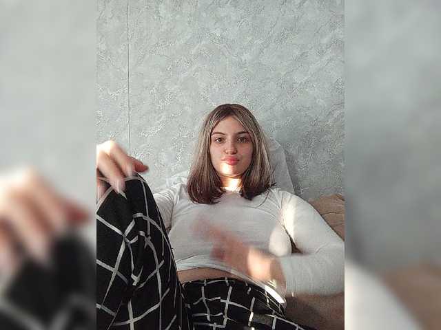 Sonyagasay live cam on BongaCams