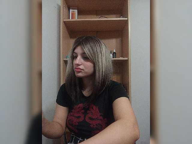 Sonyagasay live cam on BongaCams