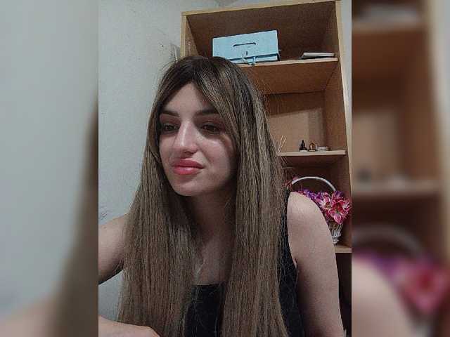 Sonyagasay live cam on BongaCams