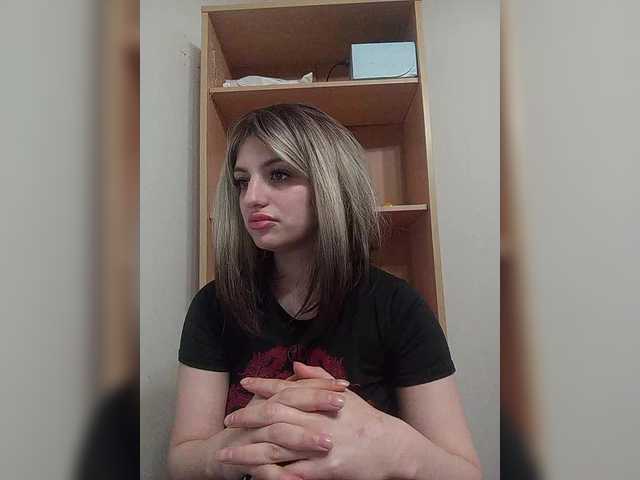 Sonyagasay live cam on BongaCams