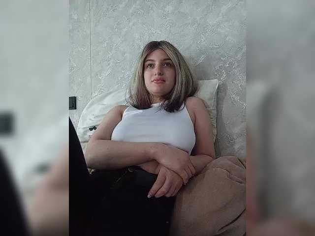 Sonyagasay live cam on BongaCams