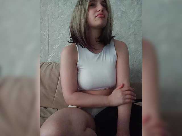 Sonyagasay live cam on BongaCams