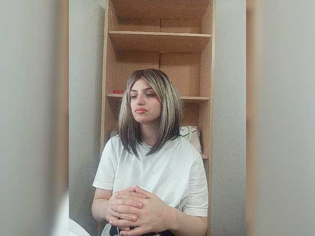 Sonyagasay live cam on BongaCams
