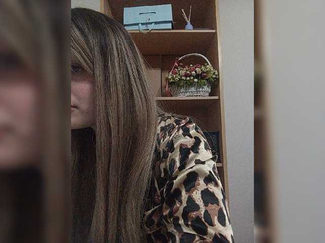 Sonyagasay, live now on BongaCams