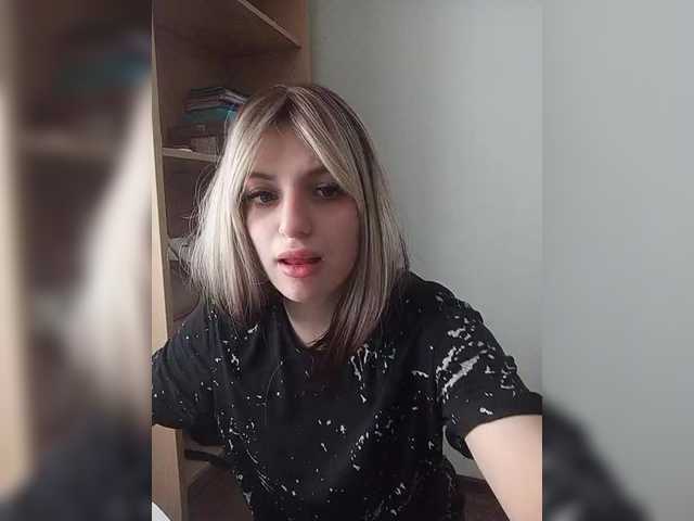 Sonyagasay's BongaCams show and profile